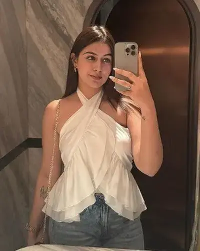 Call Girl Palsana